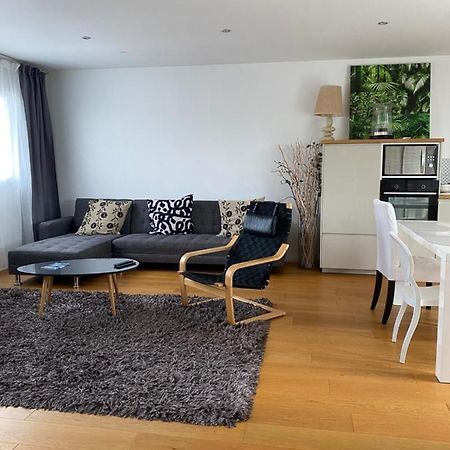 Jasmin House Apartment เซอนง ภายนอก รูปภาพ